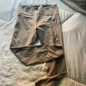 In movement high waisted 25” tights